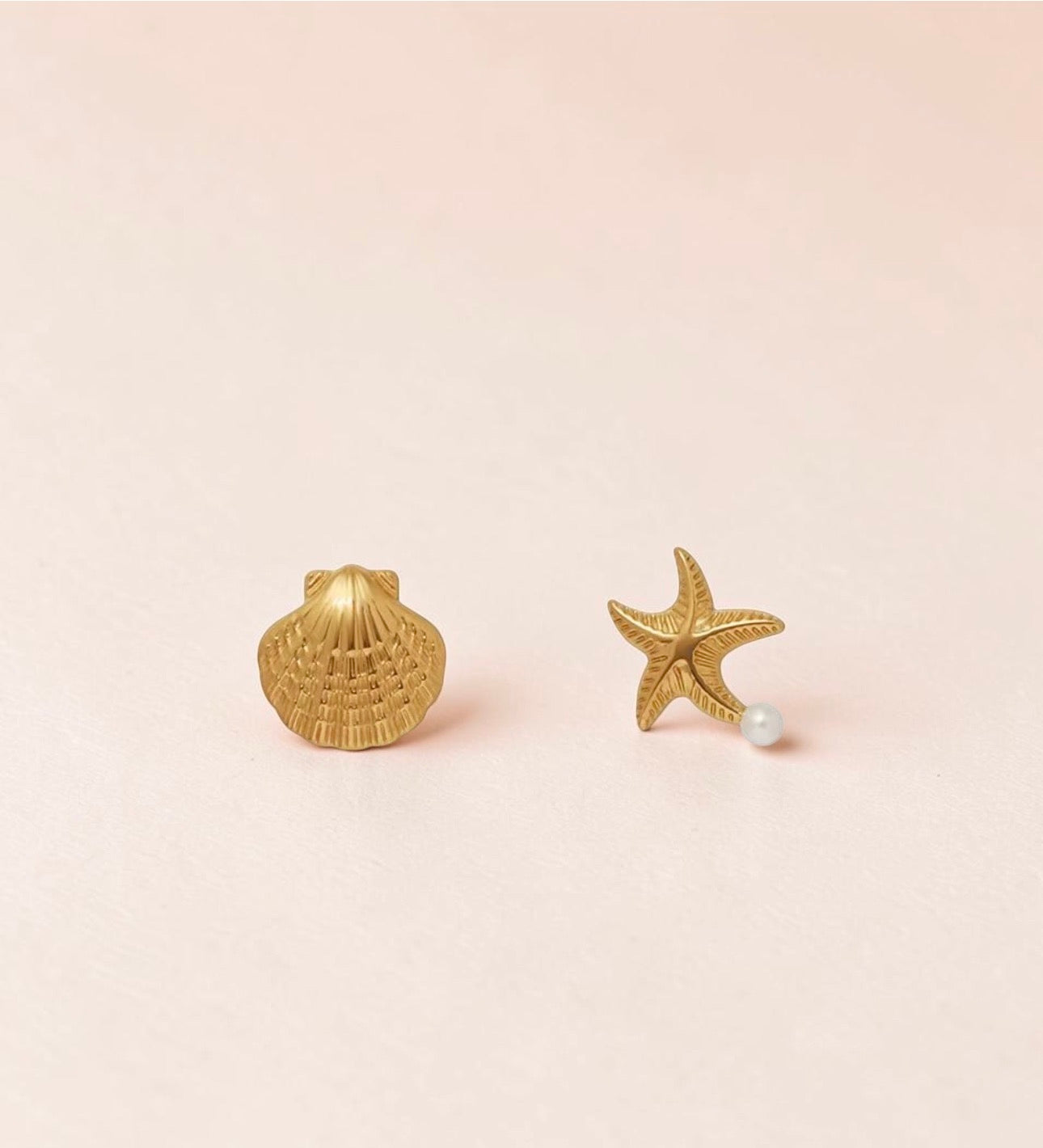 Maris Stud Earrings
