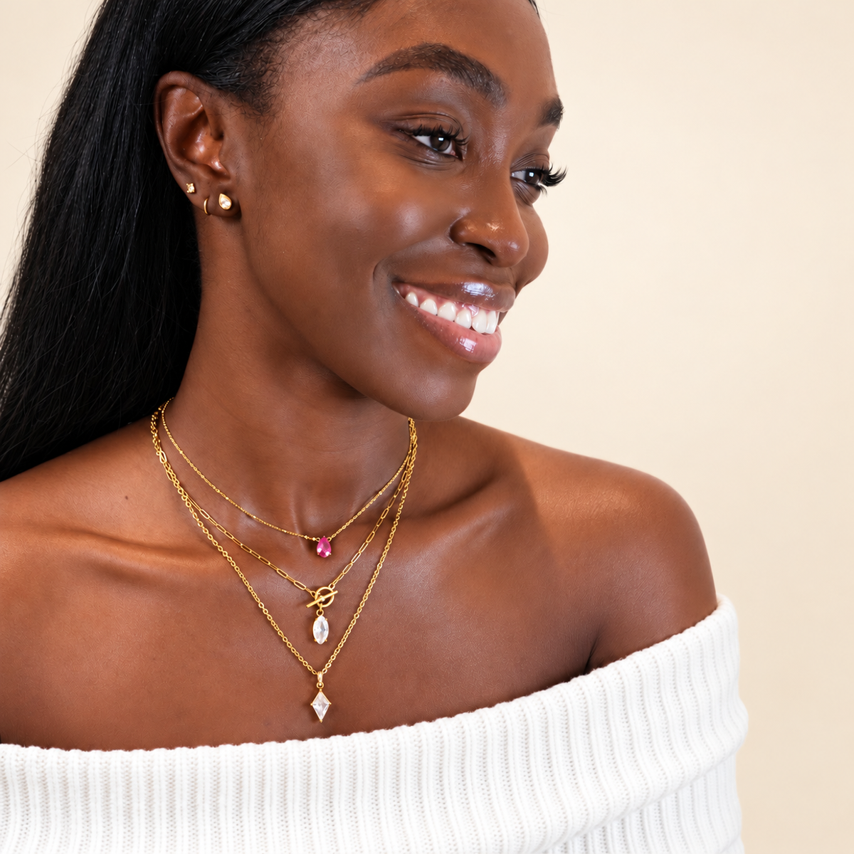 Naomi Toggle Pendant Necklace