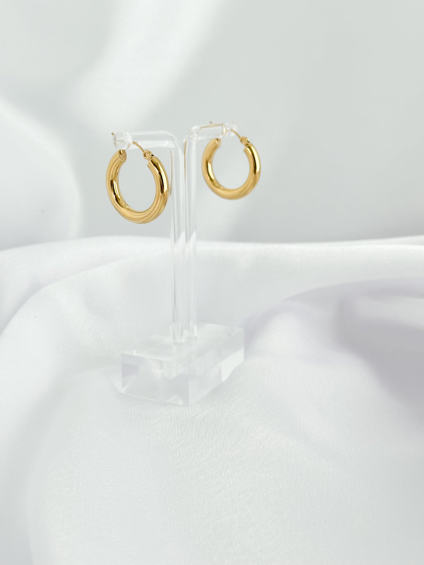 Dainty Girl Gold Hoops