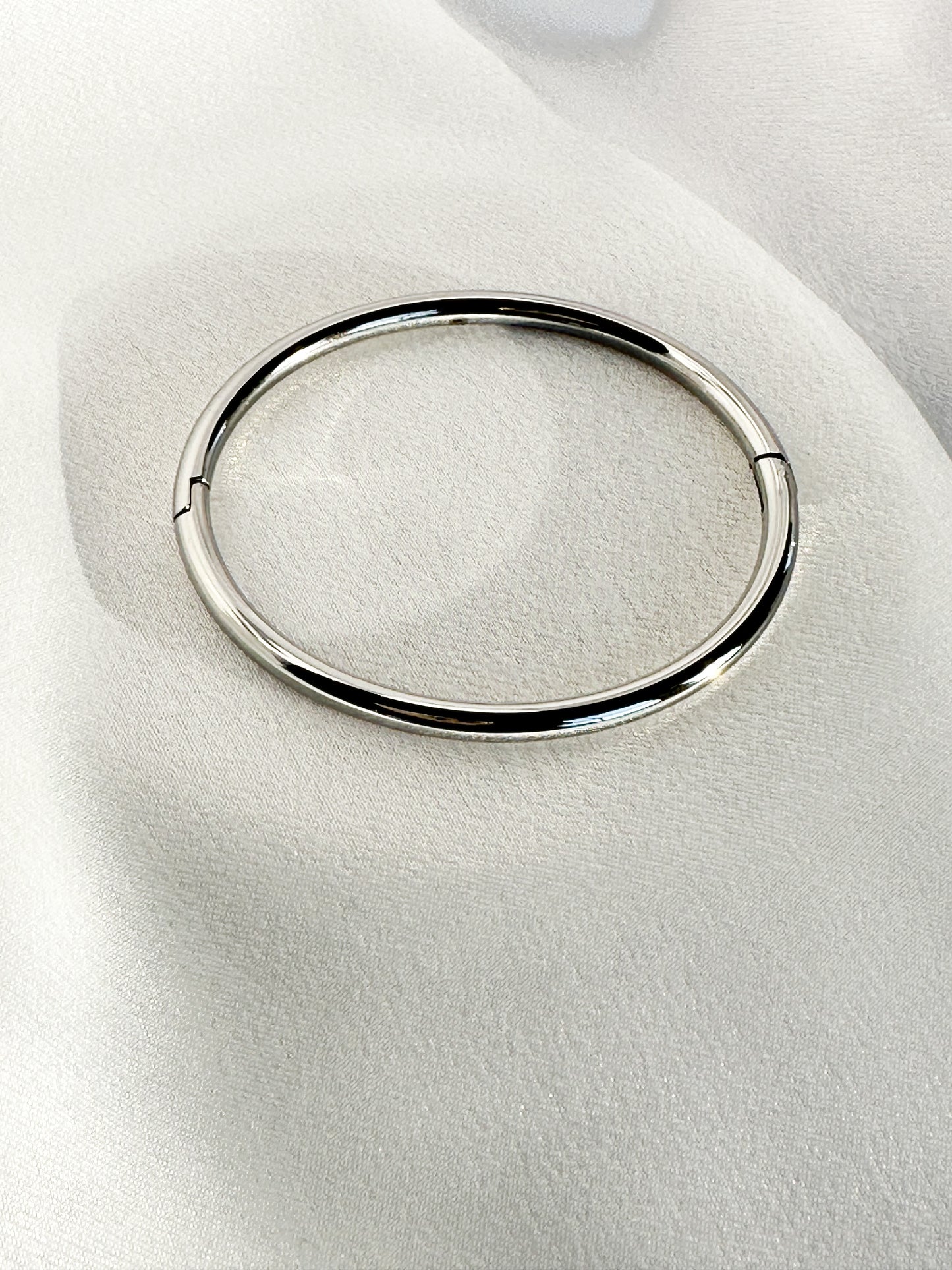 Effortless Chic Silver Bangle Bracelet